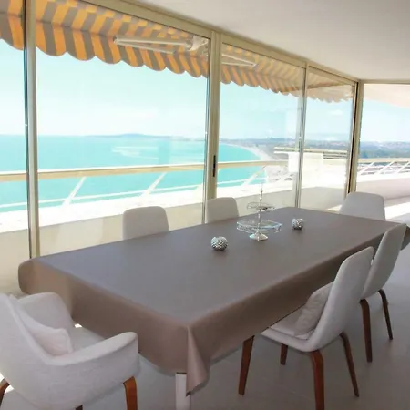 Port Marina Baie Des Anges Villeneuve-Loubet