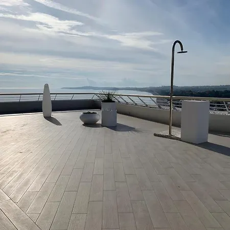 Port Marina Baie Des Anges * Villeneuve-Loubet