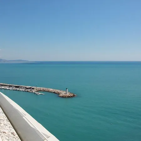 Port Marina Baie Des Anges Appartement